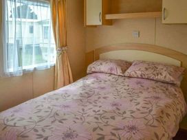 Beach Haven Caravan Park - Holiday Accommodation 16701 - Norfolk - 1186082 - thumbnail photo 5