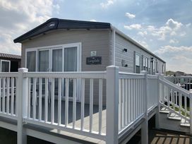 Tattershall Lakes Country Park - Holiday Accommodation 16721 - Lincolnshire - 1186084 - thumbnail photo 1