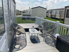 Tattershall Lakes Country Park - Holiday Accommodation 16721 - Lincolnshire - 1186084 - thumbnail photo 2