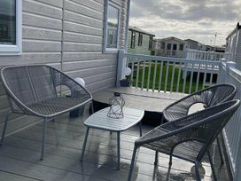 Tattershall Lakes Country Park - Holiday Accommodation 16721 - Lincolnshire - 1186084 - thumbnail photo 12