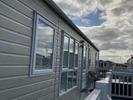Tattershall Lakes Country Park - Holiday Accommodation 16721 - Lincolnshire - 1186084 - thumbnail photo 13