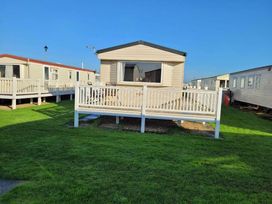 Golden Palm Resort - Holiday Accommodation 16723 - Lincolnshire - 1186086 - thumbnail photo 18