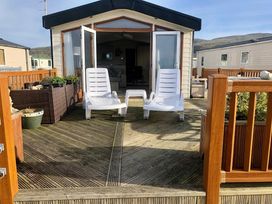 Lyons Sunnysands Holiday Park - Holiday Accommodation 16729 - Mid Wales - 1186089 - thumbnail photo 5