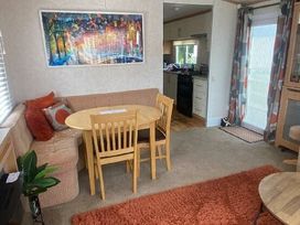 Primrose Valley Holiday Park - Holiday Accommodation 16739 - North Yorkshire (incl. Whitby) - 1186091 - thumbnail photo 5