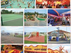 Golden Palm Resort - Holiday Accommodation 16744 - Lincolnshire - 1186092 - thumbnail photo 7