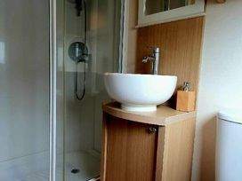 Durdle Door Holiday Park - Holiday Accommodation 16769 - Dorset - 1186094 - thumbnail photo 14