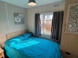 White Acres Holiday Park - Holiday Accommodation 16775 - Cornwall - 1186099 - thumbnail photo 8