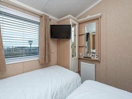Hafan y Mor Haven - Holiday Accommodation 16778 - North Wales - 1186101 - thumbnail photo 13