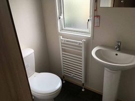 White Acres Holiday Park - Holiday Accommodation 1678 - Cornwall - 1186103 - thumbnail photo 6