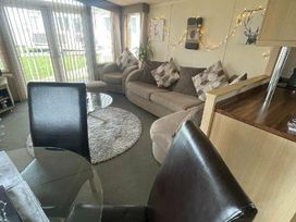 Hoburne Devon Bay - Holiday Accommodation 16784 - Devon - 1186106 - thumbnail photo 4