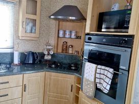 Golden Palm Resort - Holiday Accommodation 16787 - Lincolnshire - 1186107 - thumbnail photo 7