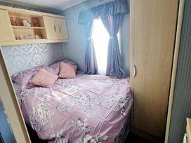 Golden Palm Resort - Holiday Accommodation 16787 - Lincolnshire - 1186107 - thumbnail photo 11