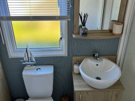 Seton Sands Caravan Park - Holiday Accommodation 16788 - Scottish Lowlands - 1186108 - thumbnail photo 9