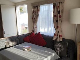Pencnwc Holiday Park - Holiday Accommodation 16806 - Mid Wales - 1186111 - thumbnail photo 14