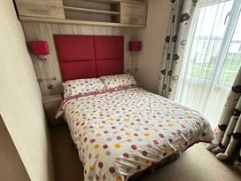 Seal Bay Resort - Holiday Accommodation 16819 - Hampshire - 1186112 - thumbnail photo 4