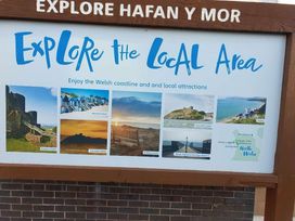 Hafan y Mor Haven - Holiday Accommodation 16833 - North Wales - 1186116 - thumbnail photo 8