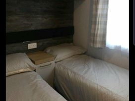 Lido Beach Holiday Park - Holiday Accommodation 16842 - North Wales - 1186117 - thumbnail photo 15