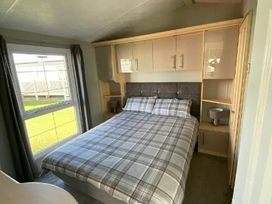 Golden Palm Resort - Holiday Accommodation 16850 - Lincolnshire - 1186119 - thumbnail photo 2