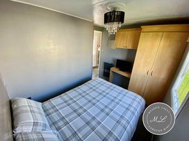 Promenade Site - Holiday Accommodation 16853 - Lincolnshire - 1186122 - thumbnail photo 3