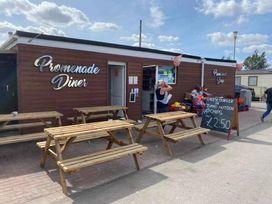 Promenade Site - Holiday Accommodation 16854 - Lincolnshire - 1186123 - thumbnail photo 10