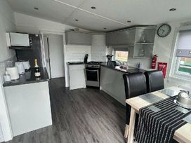 Hafan y Mor Haven - Holiday Accommodation 16860 - North Wales - 1186125 - thumbnail photo 13