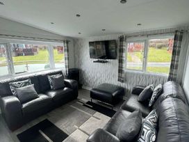 Hafan y Mor Haven - Holiday Accommodation 16860 - North Wales - 1186125 - thumbnail photo 17