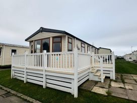 Lyons Robin Hood - Holiday Accommodation 16863 - North Wales - 1186127 - thumbnail photo 1