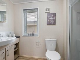 Waterside, Paignton - Holiday Accommodation 16866 - Devon - 1186130 - thumbnail photo 8