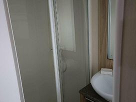Oakfield Caravan Park - Holiday Accommodation 16868 - North Wales - 1186131 - thumbnail photo 5