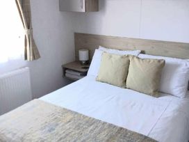 Port Haverigg Holiday Village - Holiday Accommodation 16880 - Lake District - 1186132 - thumbnail photo 4