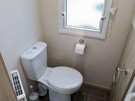 Sand Le Mere Holiday Village - Holiday Accommodation 16911 - North Yorkshire (incl. Whitby) - 1186138 - thumbnail photo 8