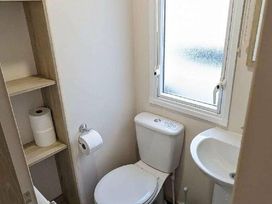 Sand Le Mere Holiday Village - Holiday Accommodation 16911 - North Yorkshire (incl. Whitby) - 1186138 - thumbnail photo 9