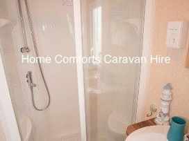 Golden Gate Holiday Centre - Holiday Accommodation 1692 - North Wales - 1186141 - thumbnail photo 9