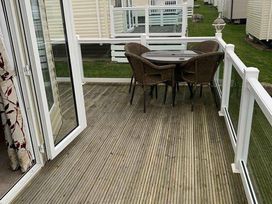 Chesil Beach Holiday Park - Holiday Accommodation 16933 - Dorset - 1186144 - thumbnail photo 14