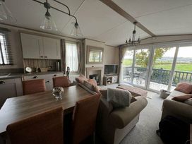 Ty Mawr Holiday Park - Holiday Accommodation 16935 - North Wales - 1186145 - thumbnail photo 4