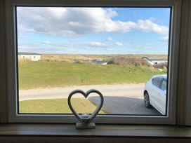 Perran Sands - Holiday Accommodation 16943 - Cornwall - 1186150 - thumbnail photo 6