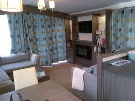 Hoburne Park - Holiday Accommodation 16945 - Hampshire - 1186151 - thumbnail photo 2