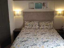 Hoburne Park - Holiday Accommodation 16945 - Hampshire - 1186151 - thumbnail photo 4