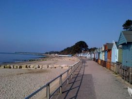 Hoburne Park - Holiday Accommodation 16945 - Hampshire - 1186151 - thumbnail photo 14