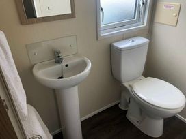 Lido Beach Holiday Park - Holiday Accommodation 16964 - North Wales - 1186164 - thumbnail photo 15