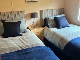 Port Haverigg Holiday Village - Holiday Accommodation 16965 - Lake District - 1186165 - thumbnail photo 12