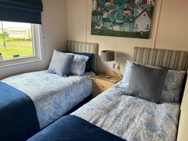 Port Haverigg Holiday Village - Holiday Accommodation 16965 - Lake District - 1186165 - thumbnail photo 13
