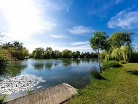 Carlton Meres Holiday Park - Holiday Accommodation 16968 - Suffolk & Essex - 1186167 - thumbnail photo 6
