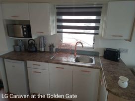Golden Gate Holiday Centre - Holiday Accommodation 16978 - North Wales - 1186169 - thumbnail photo 6