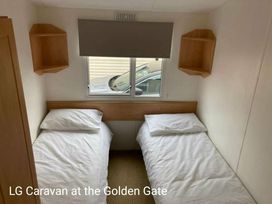 Golden Gate Holiday Centre - Holiday Accommodation 16978 - North Wales - 1186169 - thumbnail photo 7