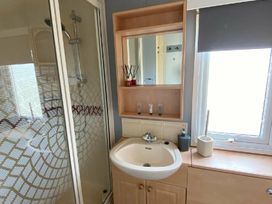 Golden Palm Resort - Holiday Accommodation 16986 - Lincolnshire - 1186170 - thumbnail photo 6