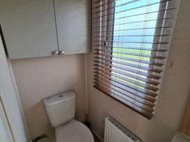 Hoburne Naish - Holiday Accommodation 16997 - Hampshire - 1186176 - thumbnail photo 9