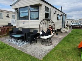 Unity Holiday Resort - Holiday Accommodation 16998 - Somerset & Wiltshire - 1186177 - thumbnail photo 6