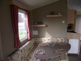 Butlins Minehead - Holiday Accommodation 1700 - Devon - 1186179 - thumbnail photo 6