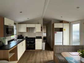 Rockley Park - Holiday Accommodation 17016 - Dorset - 1186182 - thumbnail photo 2